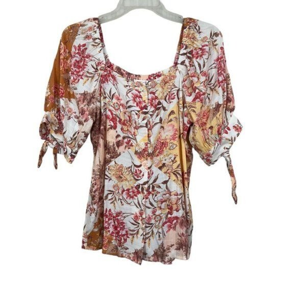 Lauren Conrad Women Small Multicolor Floral Blouse Puff Short Sleeve -Button Up - Picture 5 of 9